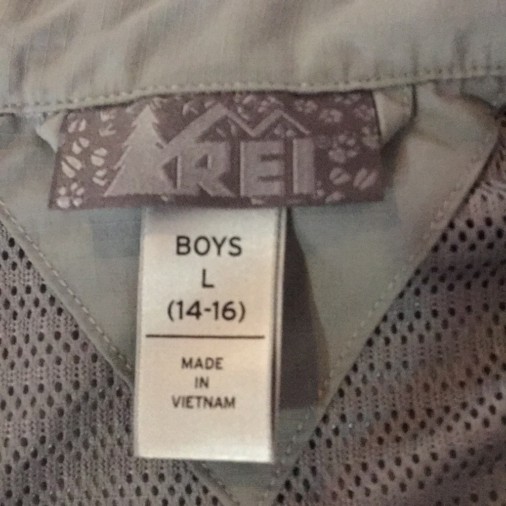 Hiking Shirt NWOT